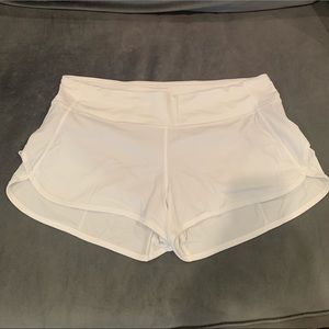 WHITE LULU LEMON SPEED UP SHORTS